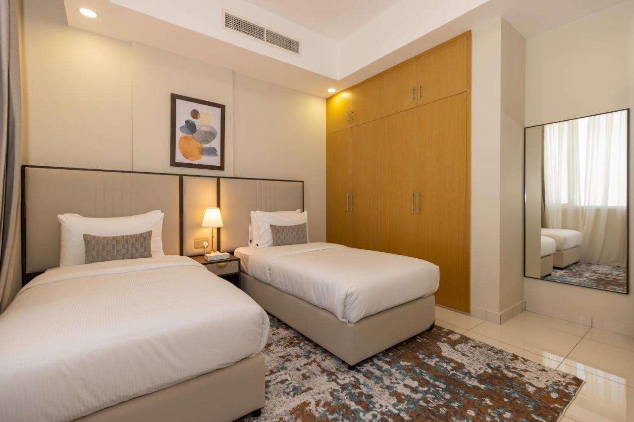 Platinum Coast Hotel Apartments Φουτζάυρα Εξωτερικό φωτογραφία A bedroom at the hotel